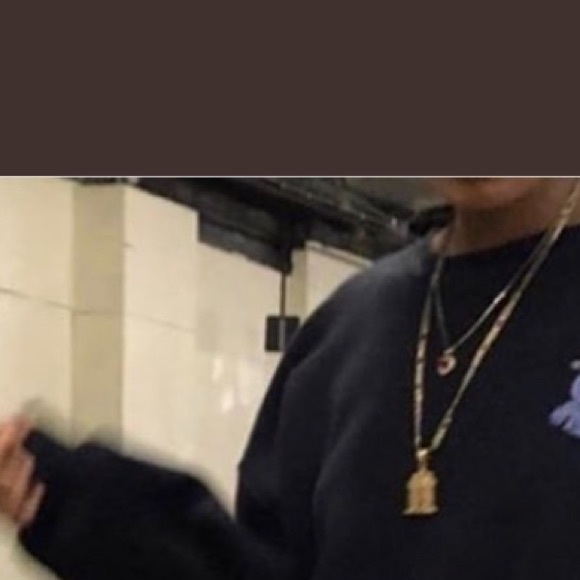 Meet your Posher, Rebecca - Picture 1 of 1